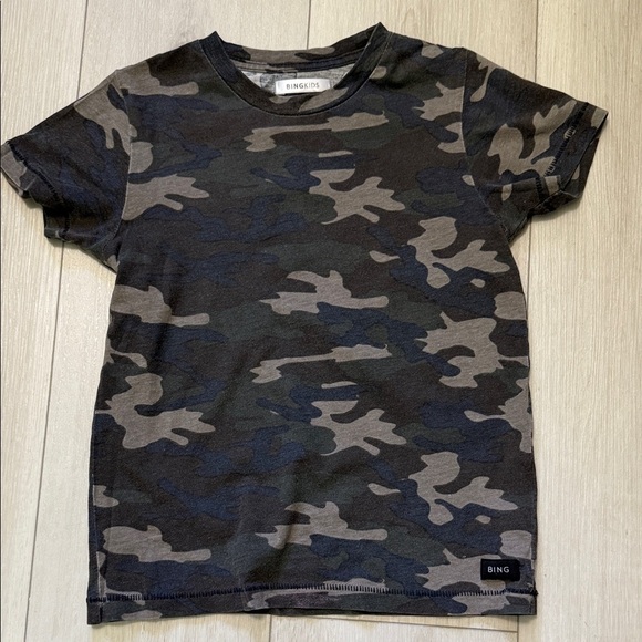 Bing Kids Other - Bing Kids Camouflage Short Sleeve Tee - Size 4/6
